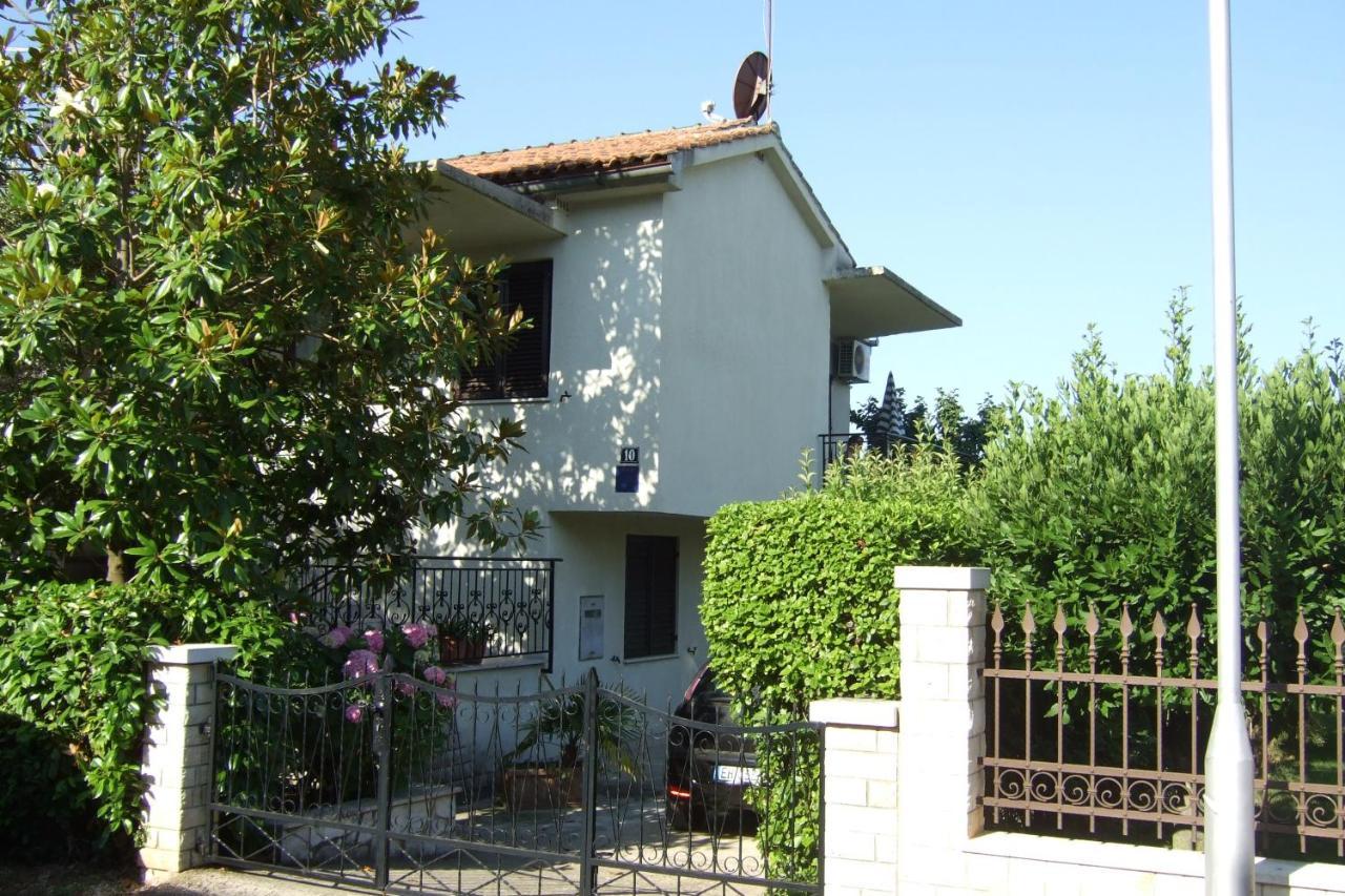 Gianna N2, 600 M From The Beach Novigrad Istria Eksteriør billede