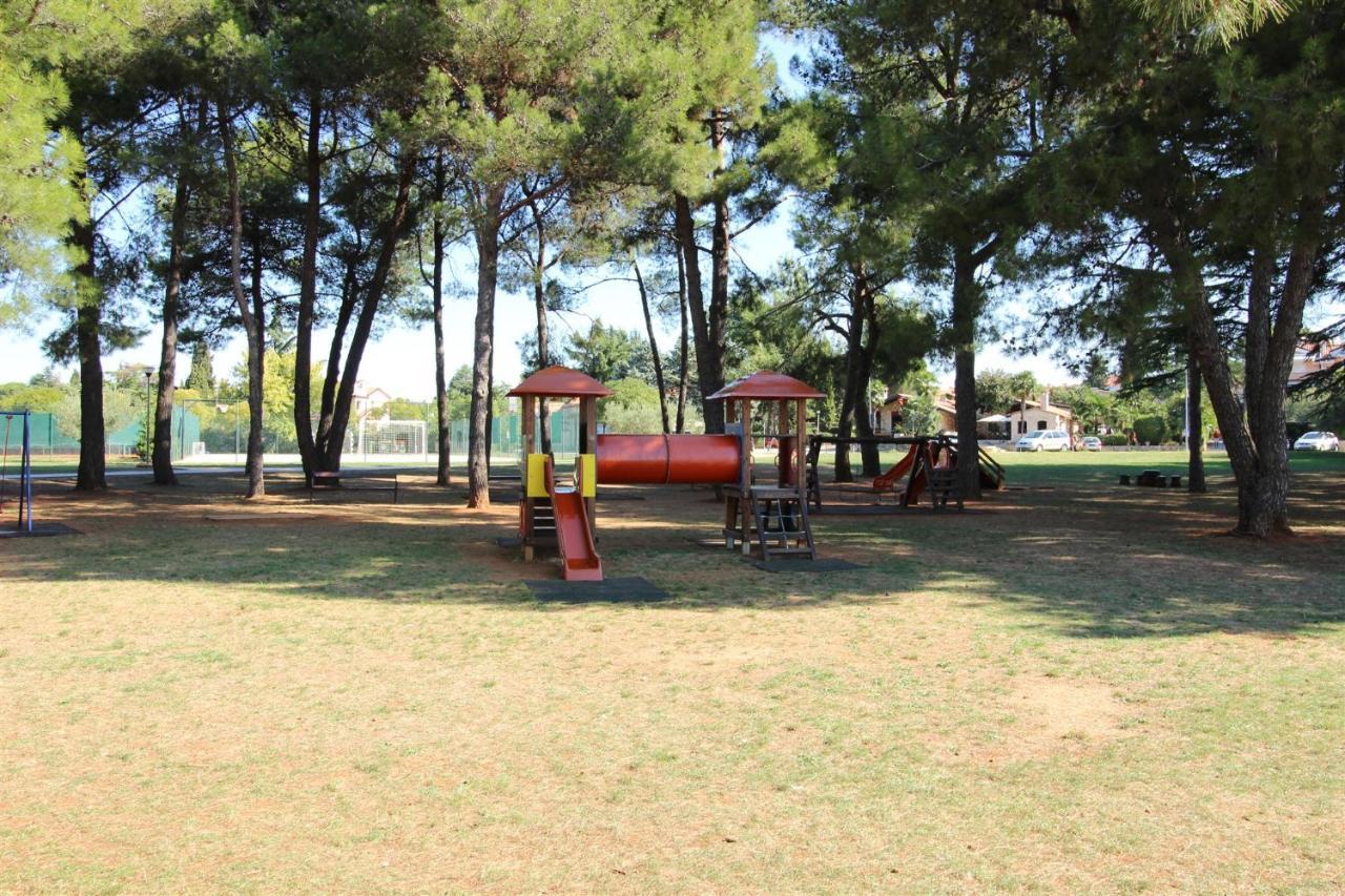 Gianna N2, 600 M From The Beach Novigrad Istria Eksteriør billede